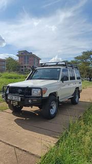 Toyota Land Cruiser 2021 White for sale