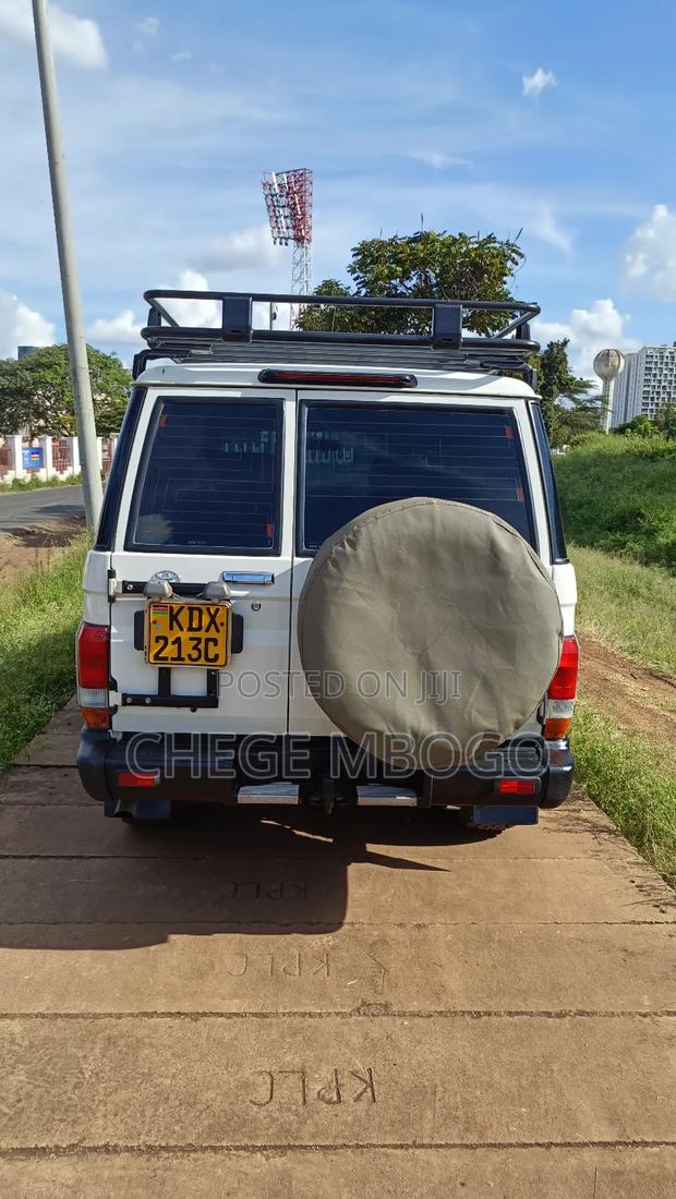 Toyota Land Cruiser 2021 White