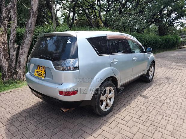 Mitsubishi Outlander 2.4 LS 4WD 2006 Silver
