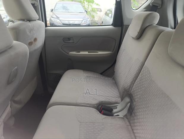 Daihatsu Move 2019 White