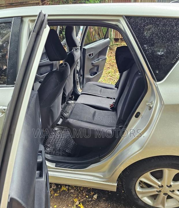 Subaru Trezia 2011 Silver