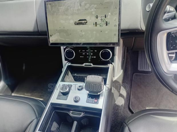 Land Rover Range Rover Vogue 2022 Black