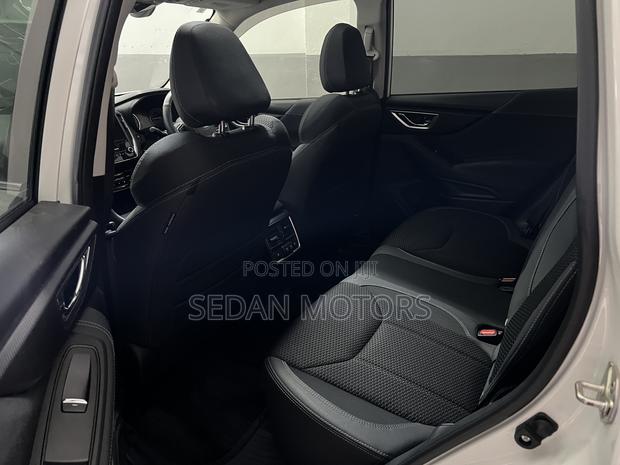 Subaru Forester 2019 Off white