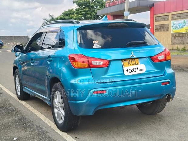 Mitsubishi RVR 2010 Blue