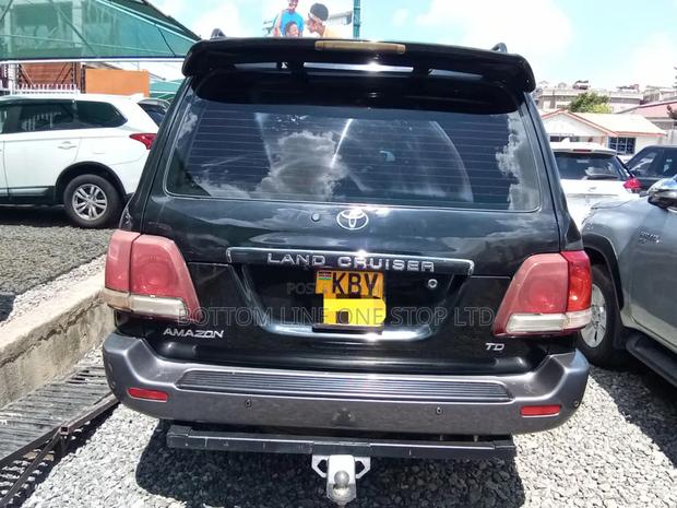 Toyota Land Cruiser 100 4.2 TD Executive 2005 Black