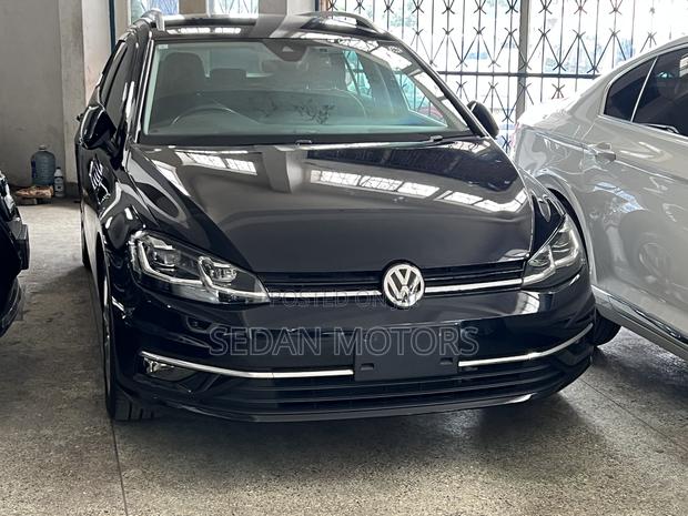 Volkswagen Golf 2019 Matt Black