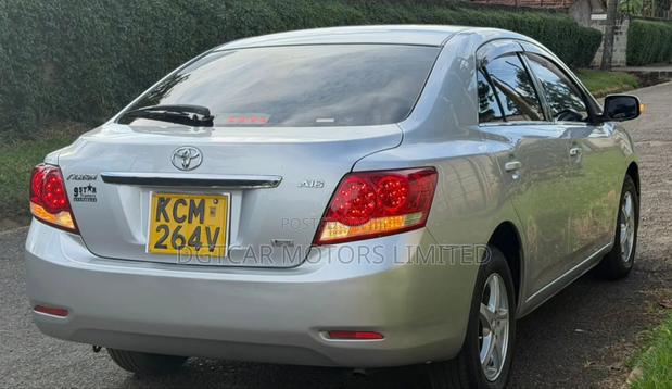 Toyota Allion 2010 Silver