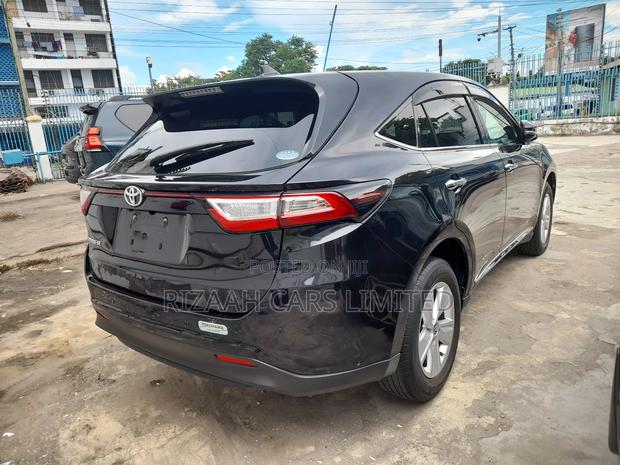 Toyota Harrier 2.0 2018 Purple