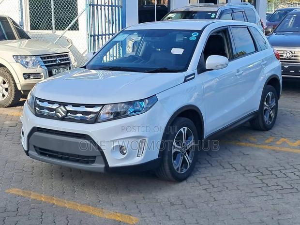 Suzuki Escudo 2018 White