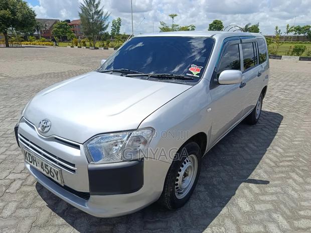 Toyota Probox 2016 Silver