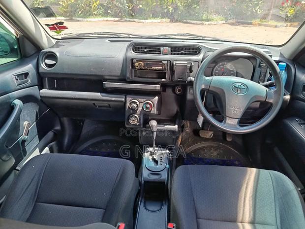 Toyota Probox 2016 Silver