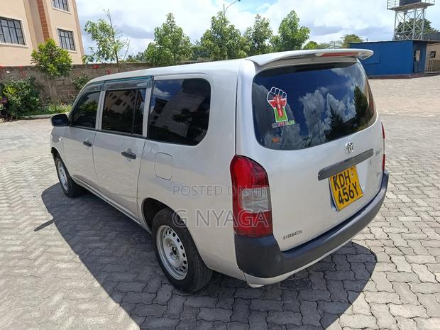 Toyota Probox 2016 Silver