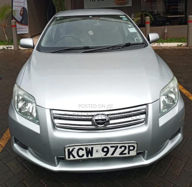 Toyota Axio 2012 Silver