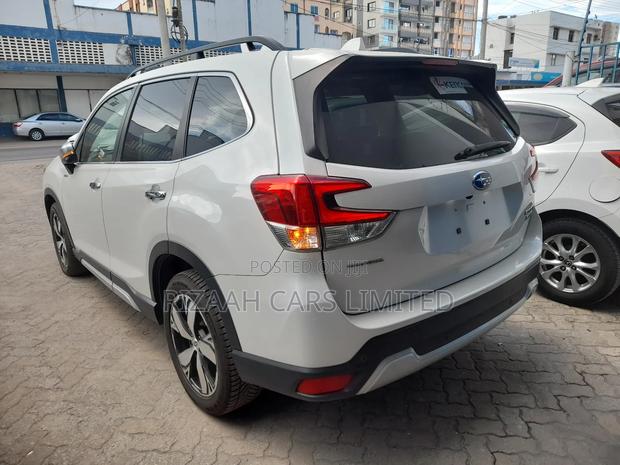 Subaru Forester 2019 White