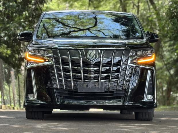 Toyota Alphard 2.5 Petrol FWD 2019 Black