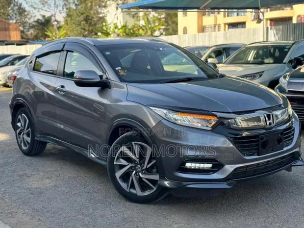 Honda Vezel 2018 Gray