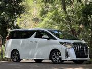 Toyota Alphard 2.5 Petrol AWD 2019 White for sale