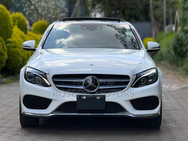 Mercedes-Benz C-Class C 200 7G-TRONIC (C205) 2018 White