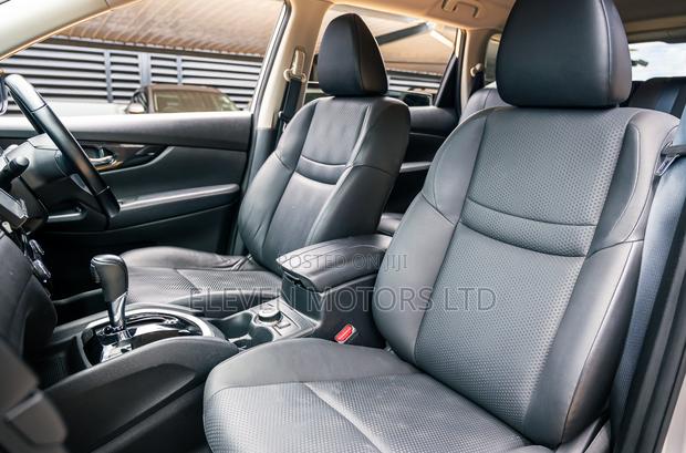 Nissan X-Trail 2019 Silver