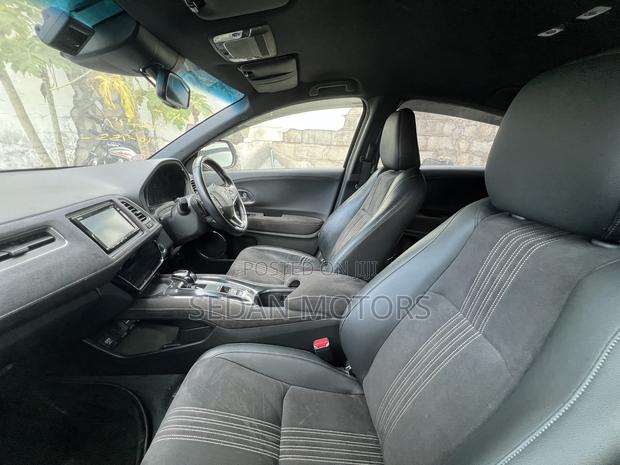Honda Vezel 2019 Black