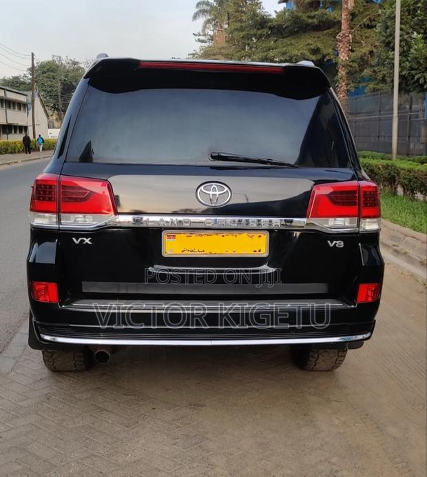 Toyota Land Cruiser 4.5 V8 DLX 2014 Black
