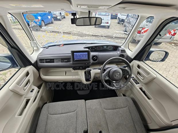 Honda N-Box 660 FWD 2018 Silver