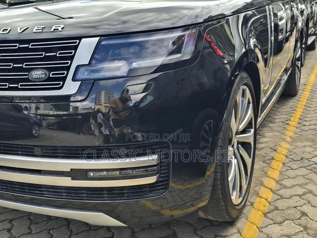 Land Rover Range Rover Vogue 2023 Black