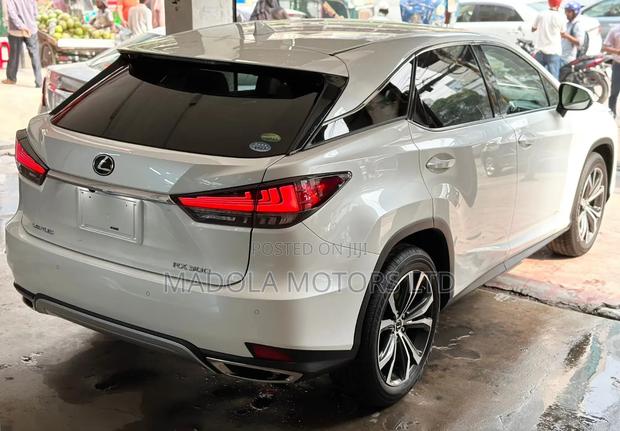 Lexus RX 350 F Sport FWD 2019 Pearl