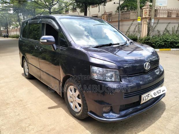 Toyota Voxy 2008 Black