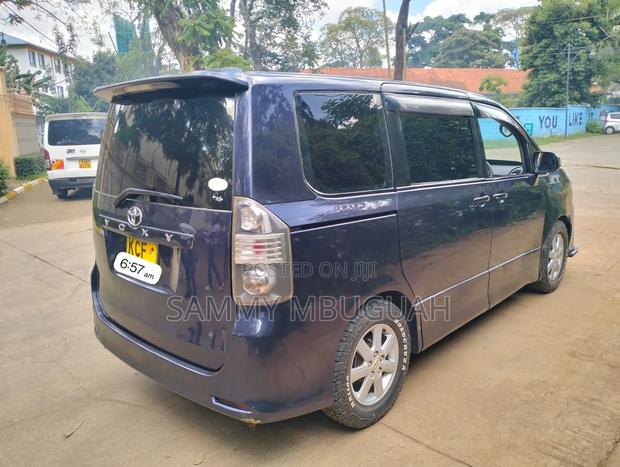 Toyota Voxy 2008 Black