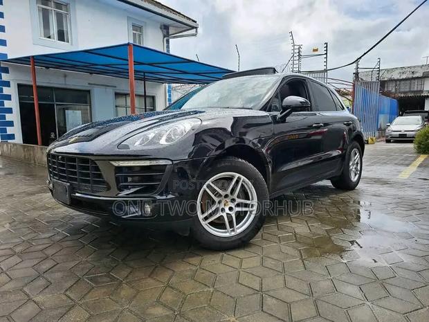 Porsche Macan 2018 Black