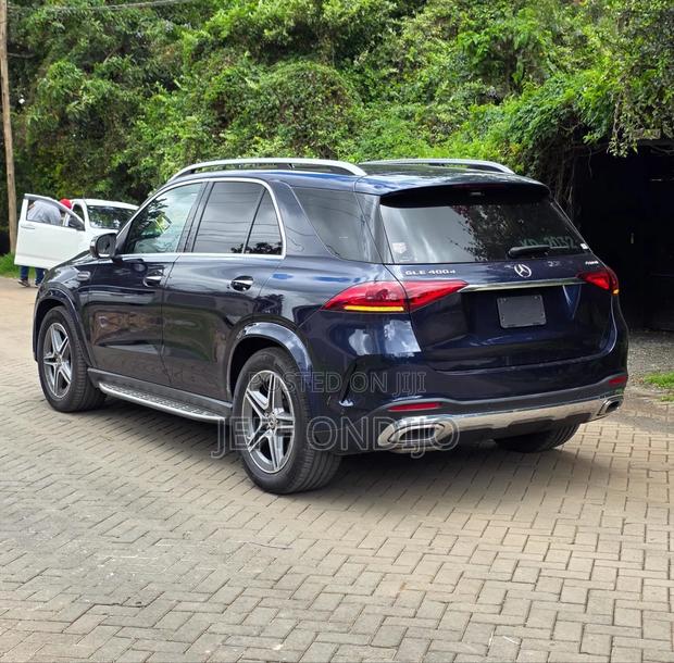 Mercedes-Benz GLE-Class 2020 Blue