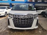Toyota Alphard 2018 White for sale