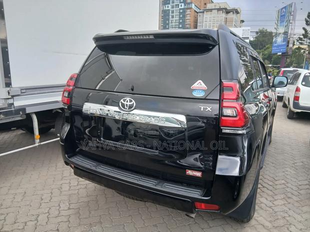 Toyota Land Cruiser Prado 2019 Black