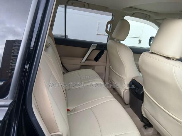 Toyota Land Cruiser Prado 2019 Black