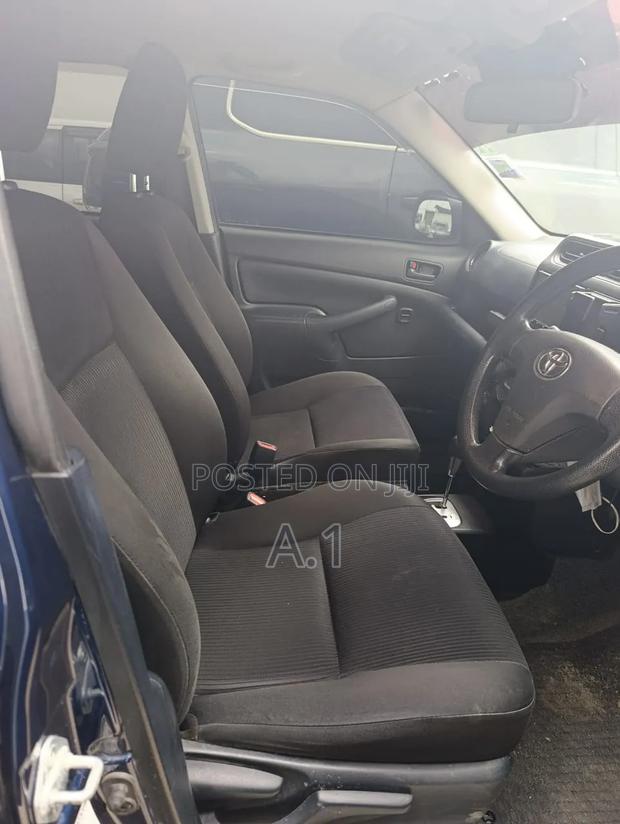 Toyota Probox 1.5 Hybrid DX Comfort 2019 Blue