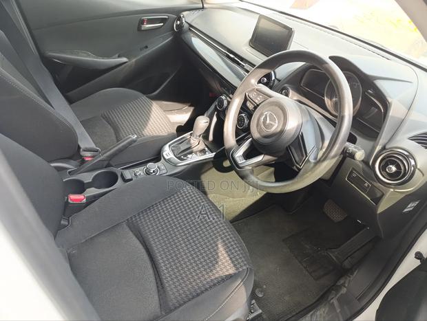 Mazda Demio 2019 Pearl