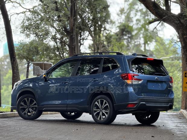 Subaru Forester Sport AWD 2019 Blue
