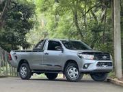 Toyota Hilux 2019 Gold for sale