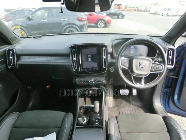 Volvo XC40 T5 Petrol AWD 2019 Blue