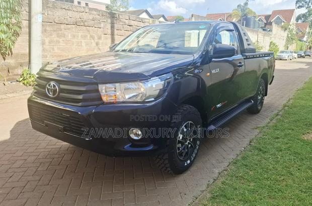 Toyota Hilux Revo Single Cab Deisel 2.4 RWD 2019 Black