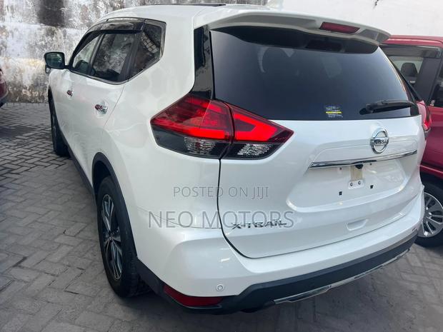 Nissan X-Trail 2.0 Petrol AWD 2018 White