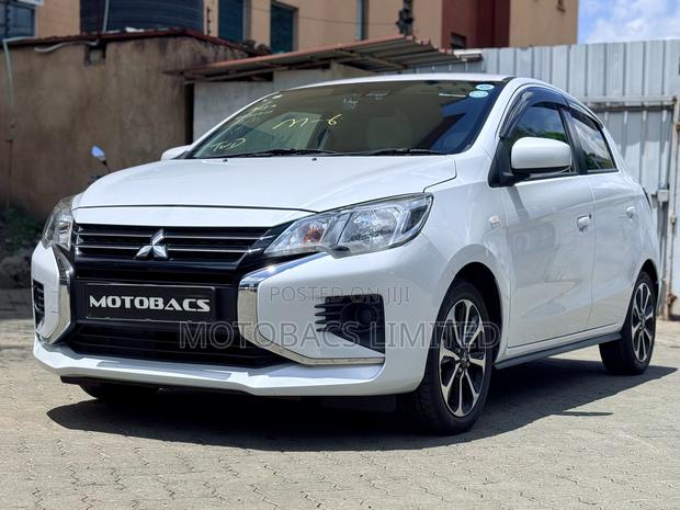 Mitsubishi Mirage ES 2020 White
