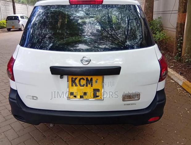 Nissan Advan 2010 White