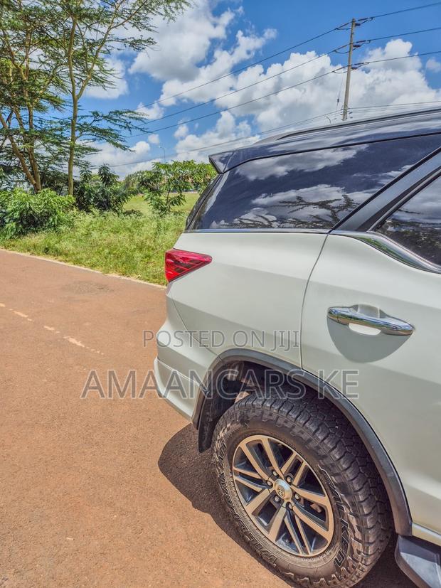 Toyota Fortuner 2.8 D AWD 2018 White