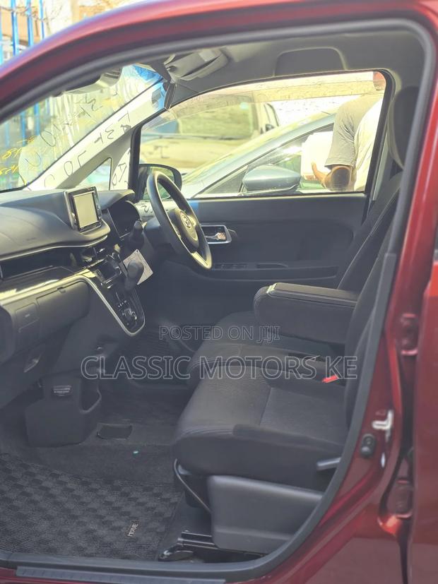 Daihatsu Move 2019 Maroon