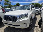 Toyota Land Cruiser Prado Kakadu 2022 White for sale