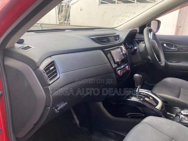 Nissan X-Trail 2019 Red