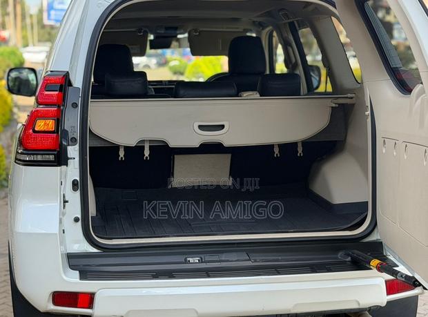 Toyota Land Cruiser Prado 2020 White