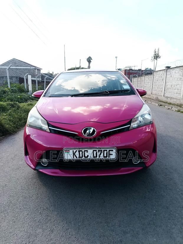 Toyota Vitz 2015